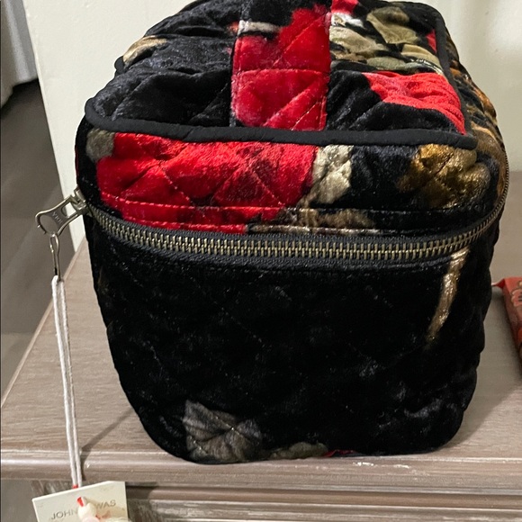 Johnny Was Black and Red Velvet Floral Bag - Picture 3 of 14